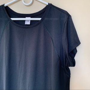 Black work out t shirt